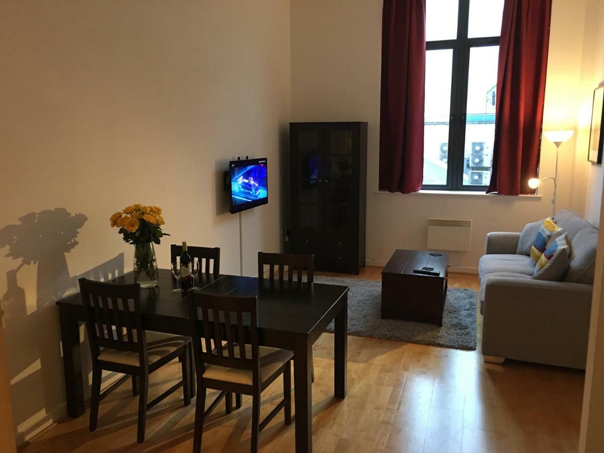 Stylish City Centre Apartment كارديف المظهر الخارجي الصورة