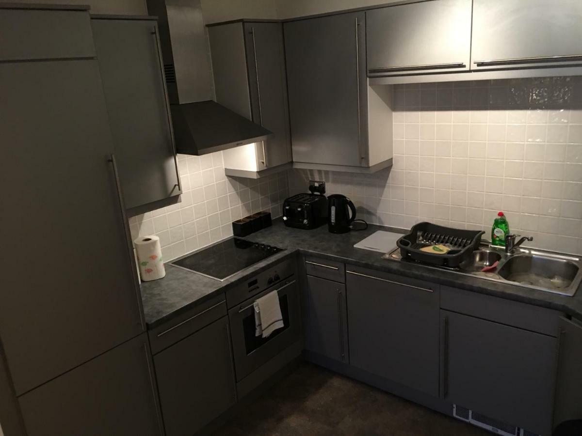 Stylish City Centre Apartment كارديف المظهر الخارجي الصورة