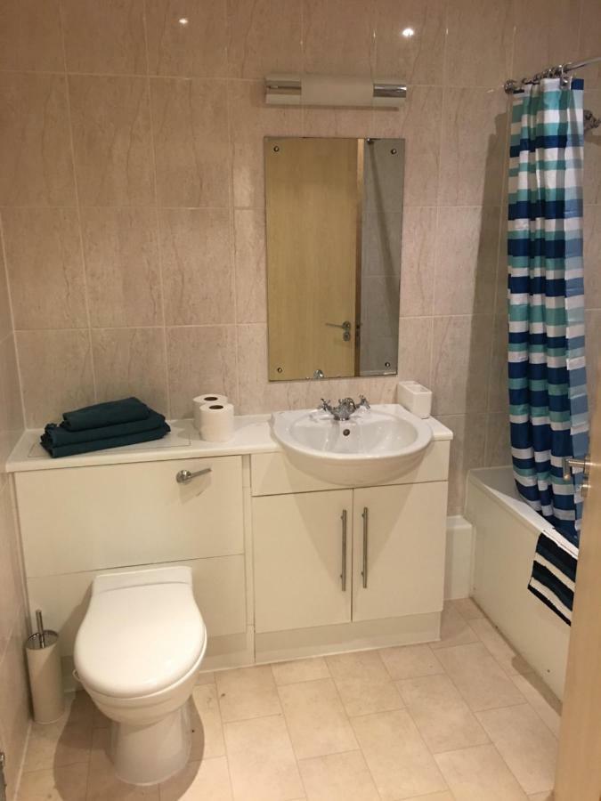 Stylish City Centre Apartment كارديف المظهر الخارجي الصورة