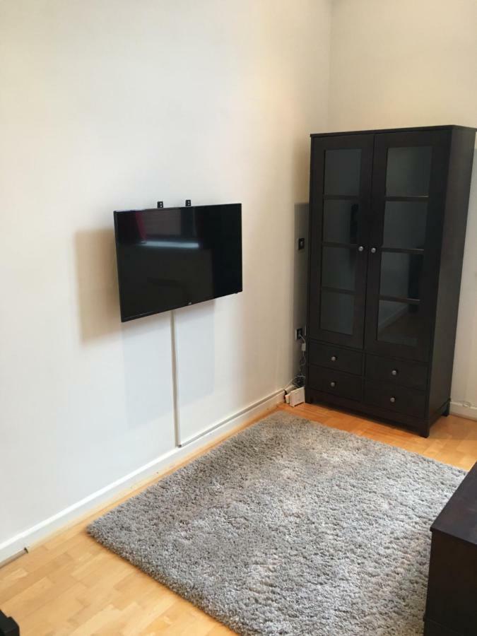 Stylish City Centre Apartment كارديف المظهر الخارجي الصورة