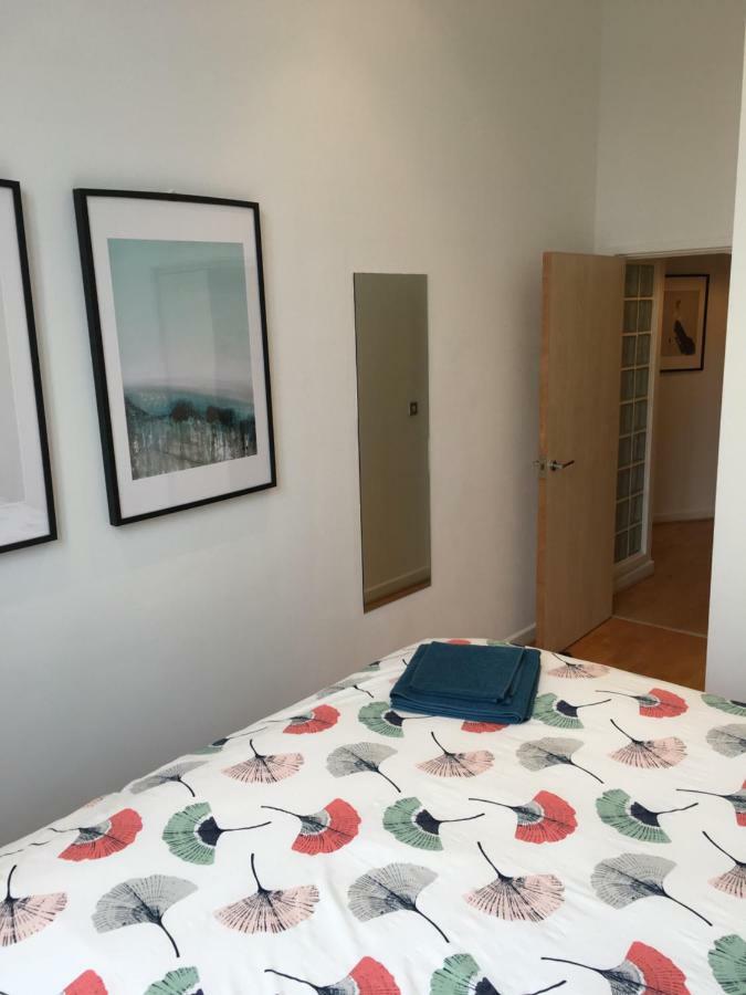 Stylish City Centre Apartment كارديف المظهر الخارجي الصورة